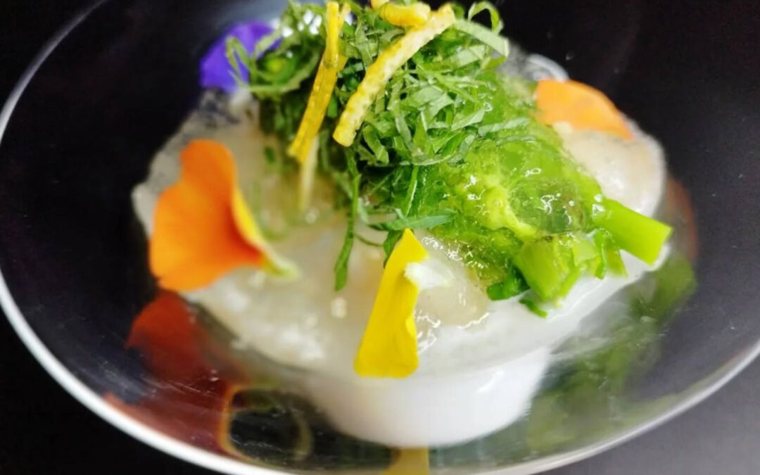 まだまだ冷たい風の中にもやわらかな光が増え、少しずつ春の気配